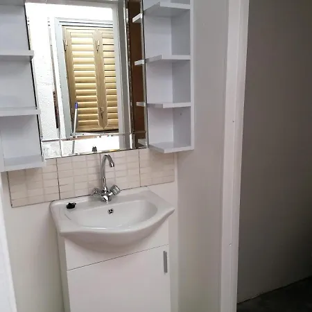 Minares House Pensionat Larnaca